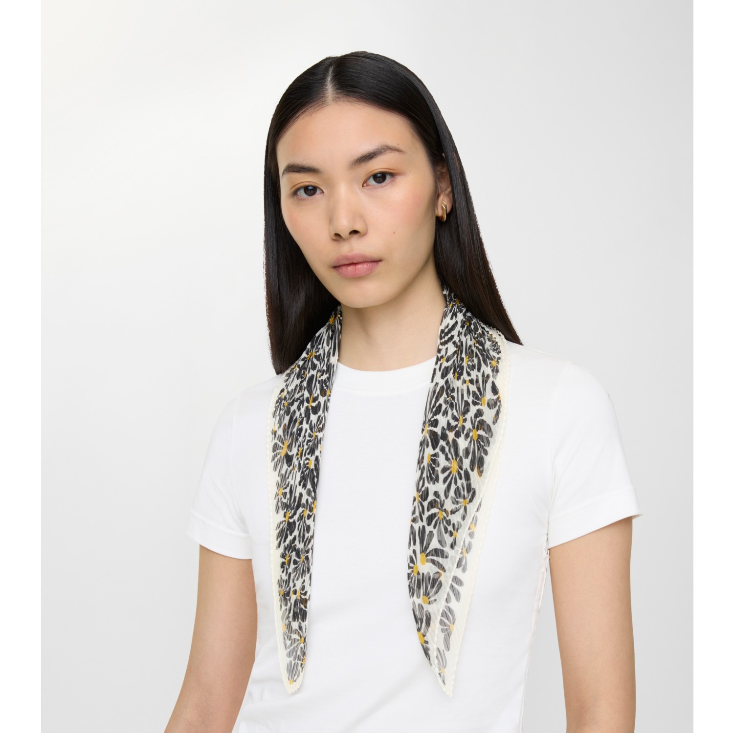 Daisy Silk Scarf in Chalk white | Burberry® Official