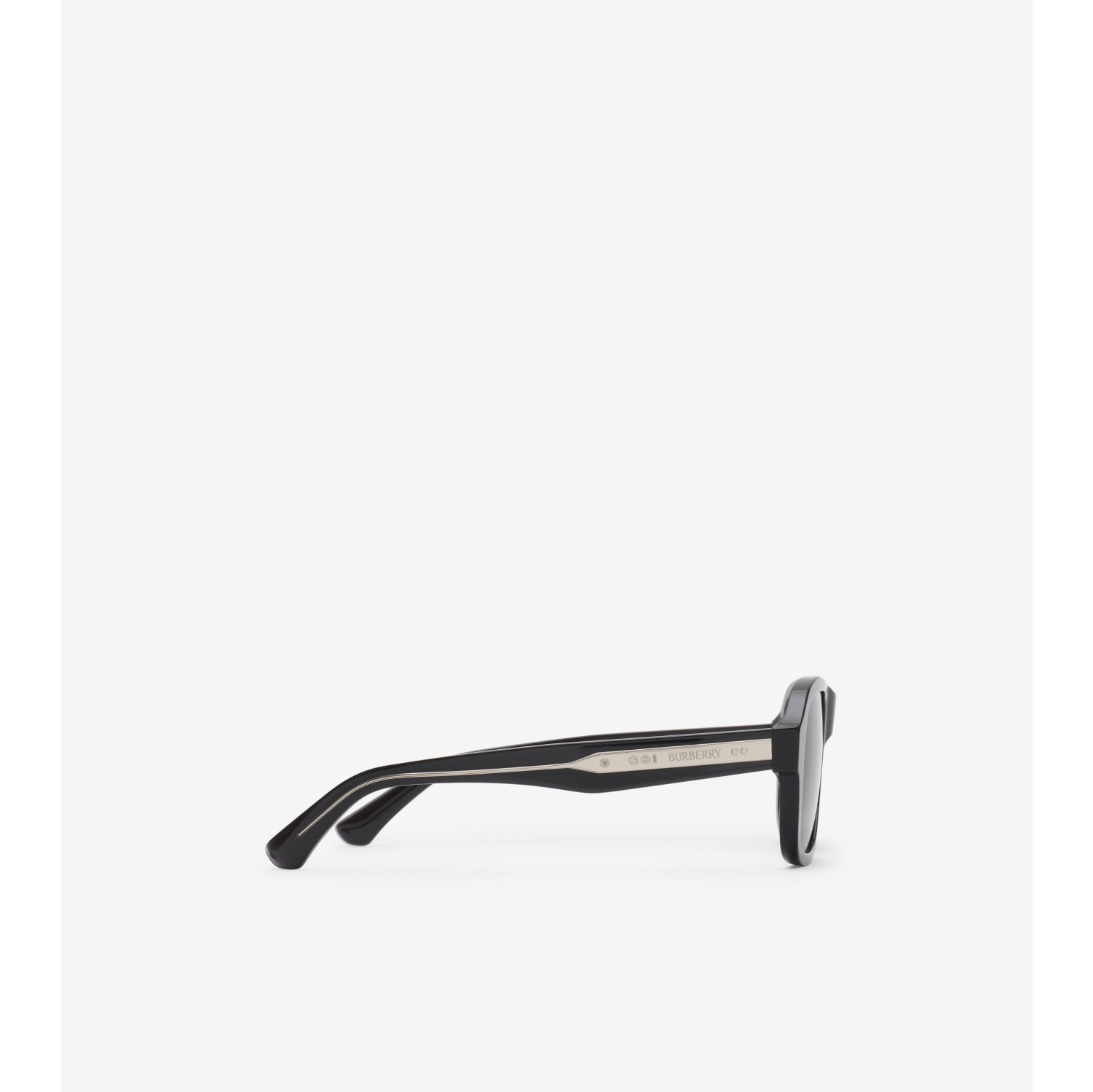Classic Pilot Sunglasses