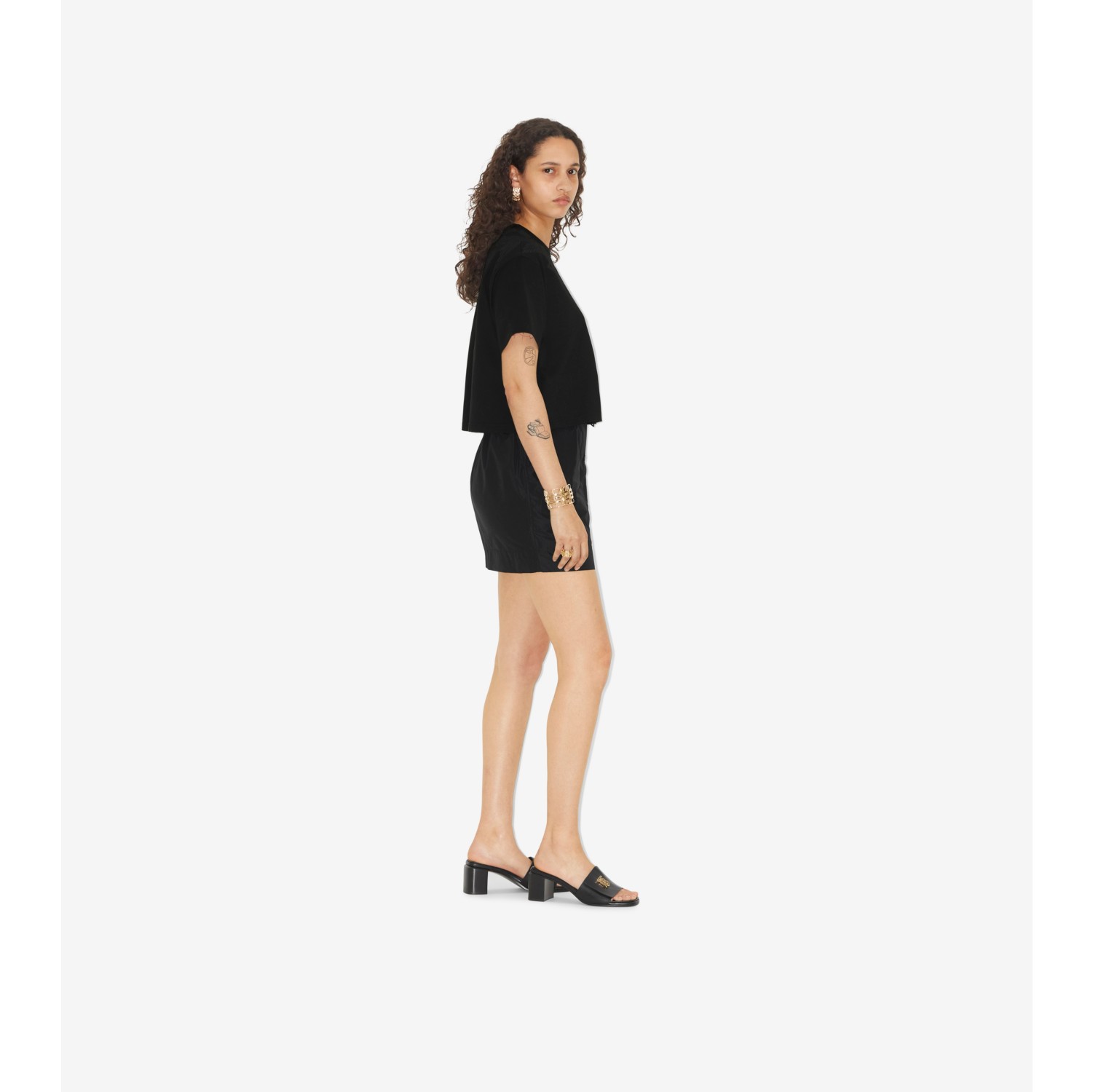 Chequered Crest Cotton Cropped T-shirt in Black - Women | Burberry® Official