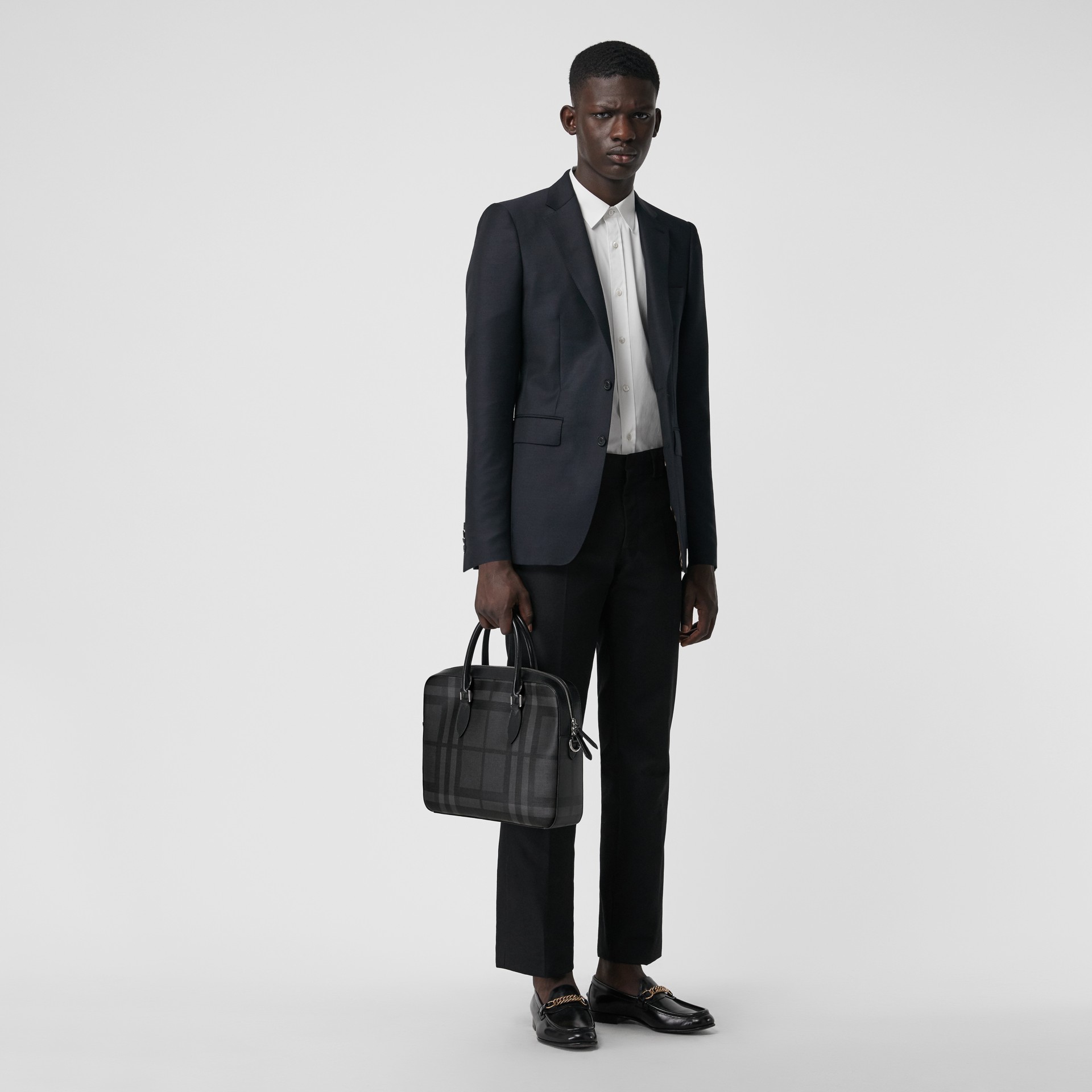 The Slim Barrow in London Check in Charcoal/black - Men | Burberry ...