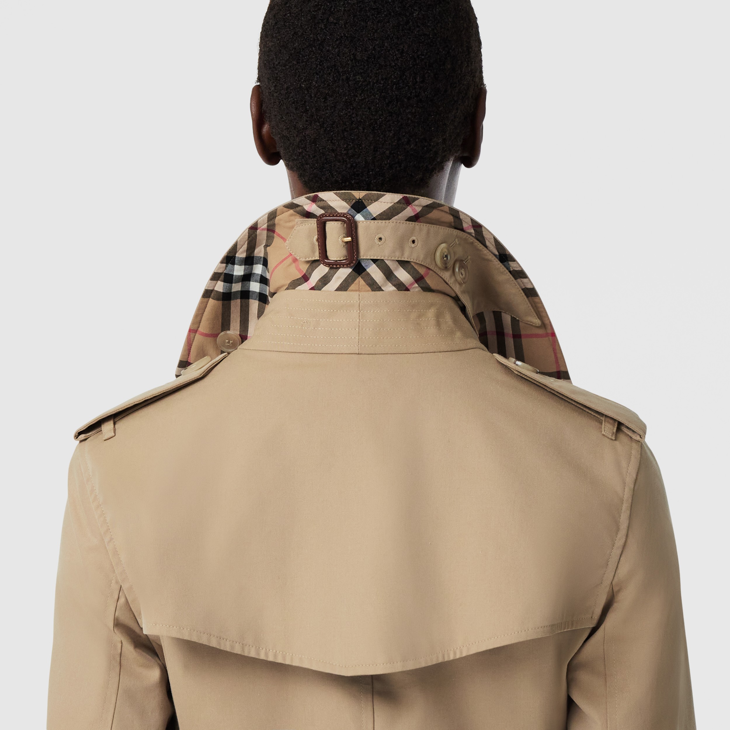 Trench Heritage long The Kensington (Miel) - Femme | Site officiel Burberry® - 2