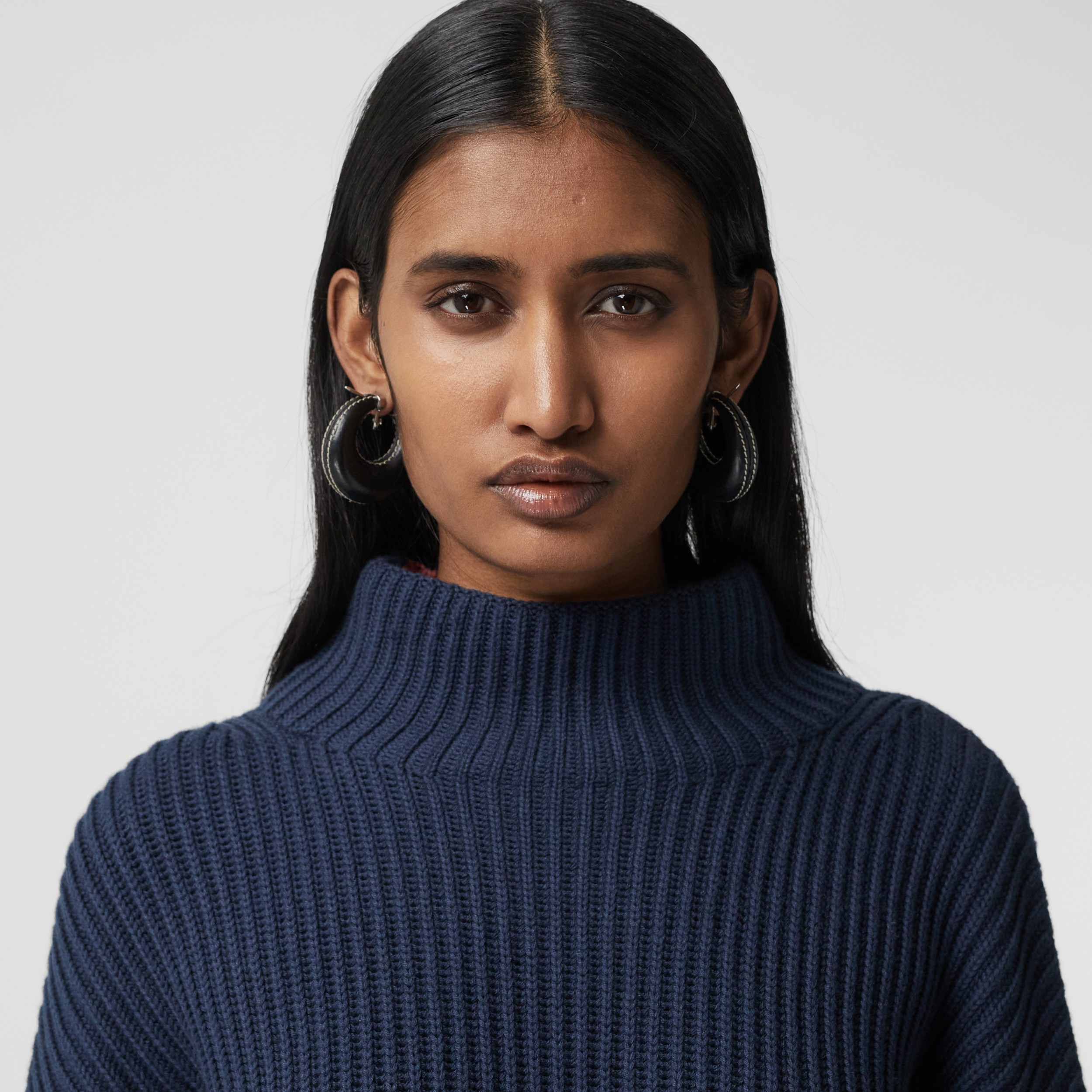 Rib Knit Cotton Cashmere Oversized Sweater in Ink Blue - Women | Burberry