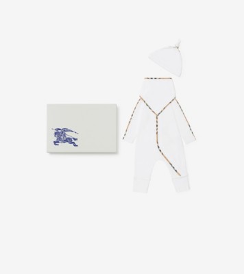 38D0A0D2-A3C1-424F-859B-