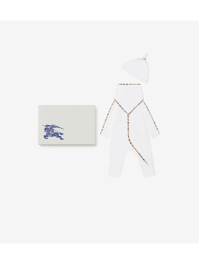 38D0A0D2-A3C1-424F-859B-