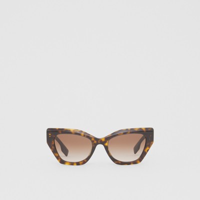 Butterfly Frame Sunglasses in 