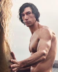 Burberry Hero Parfum Adam Driver