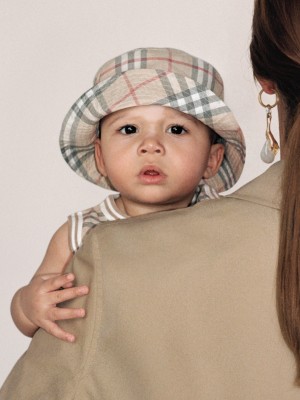 burberry baby hats