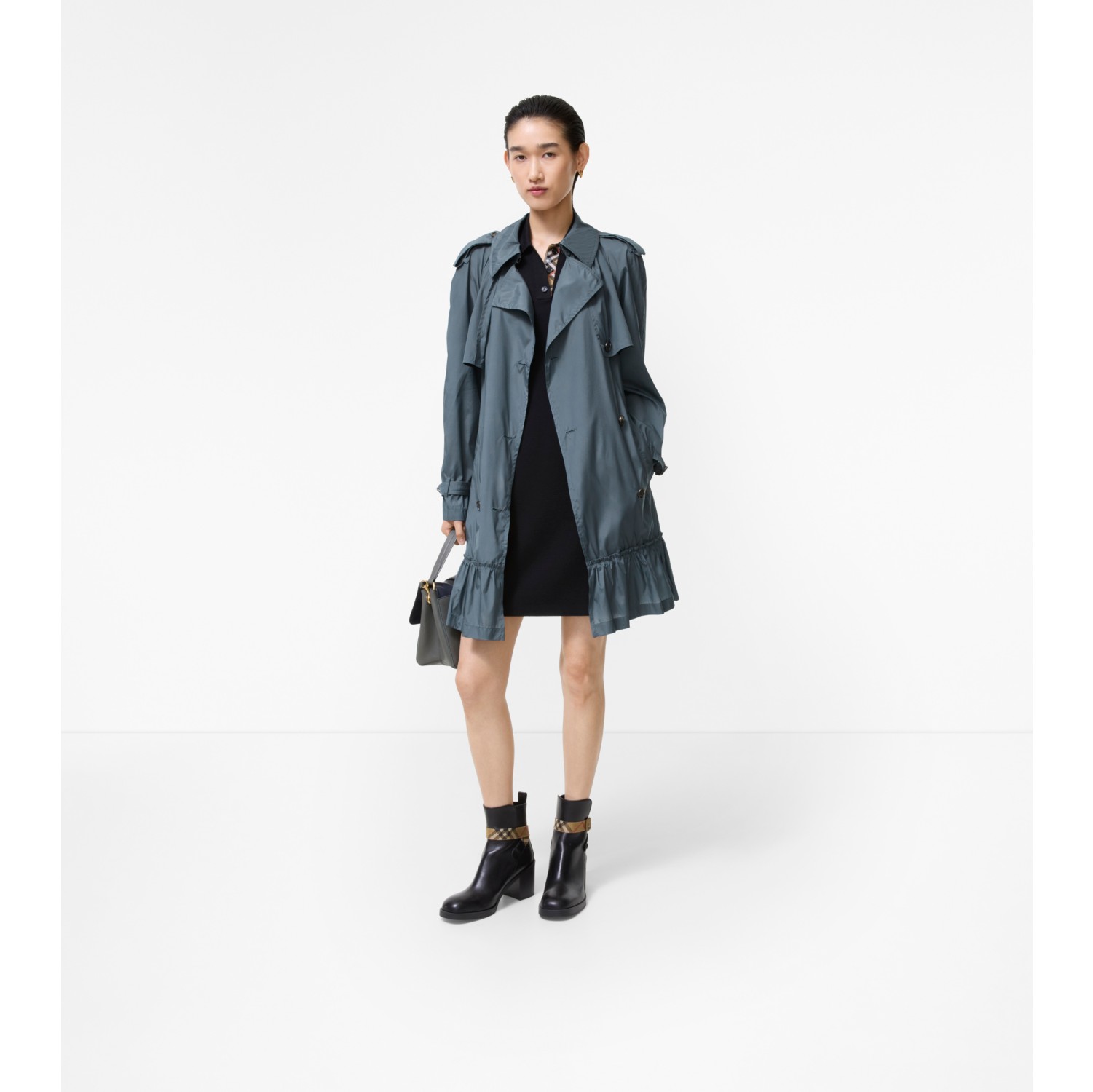 Trench coat Tillydrine corto en seda