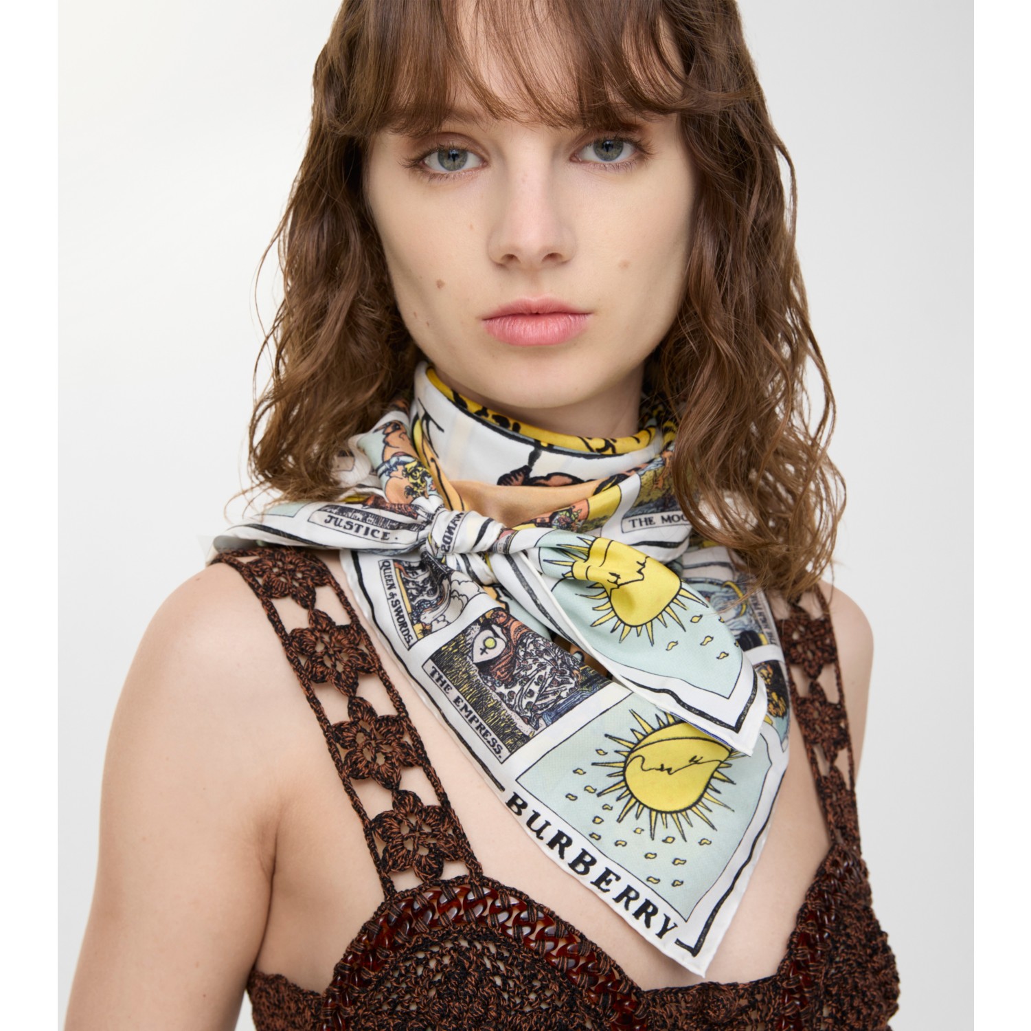 Seidenschal mit Tarotmotiv