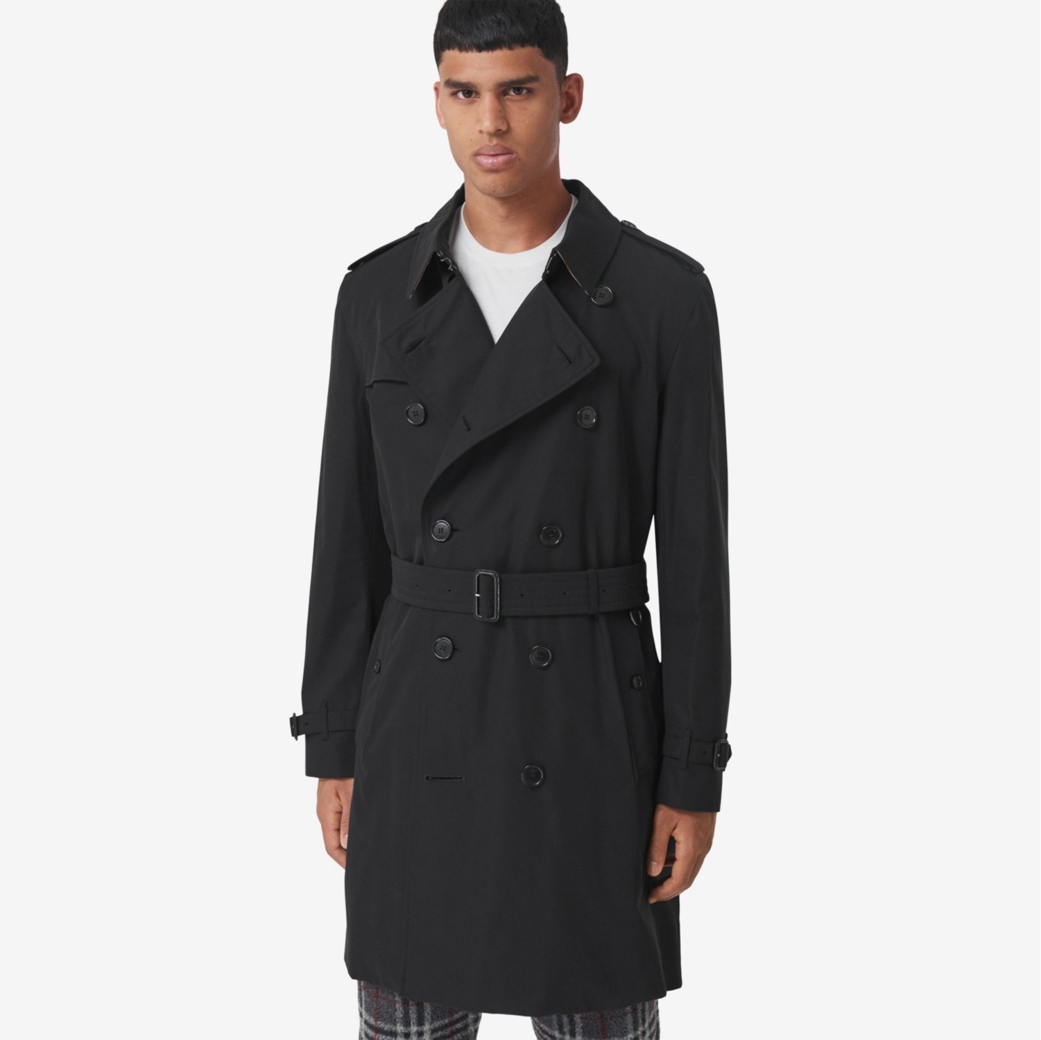 The Mid-length Kensington Heritage Trench Coat in Black - Men 