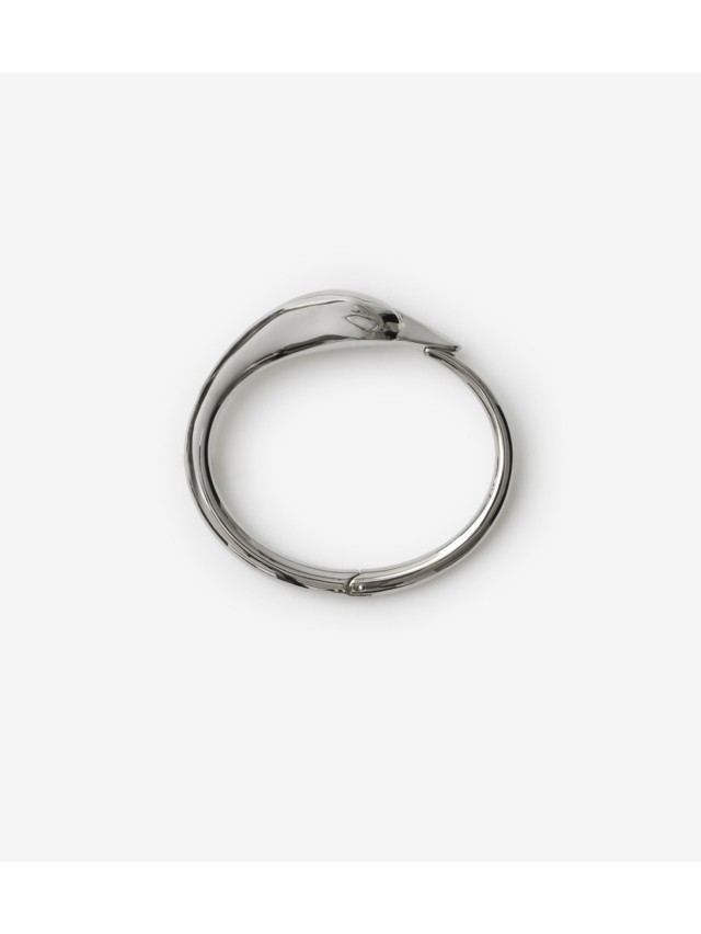 3B175003-9ADB-4A55-9FF8-