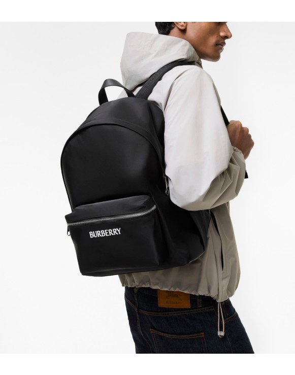 メンズ デザイナー バックパック | Burberry® 公式サイト