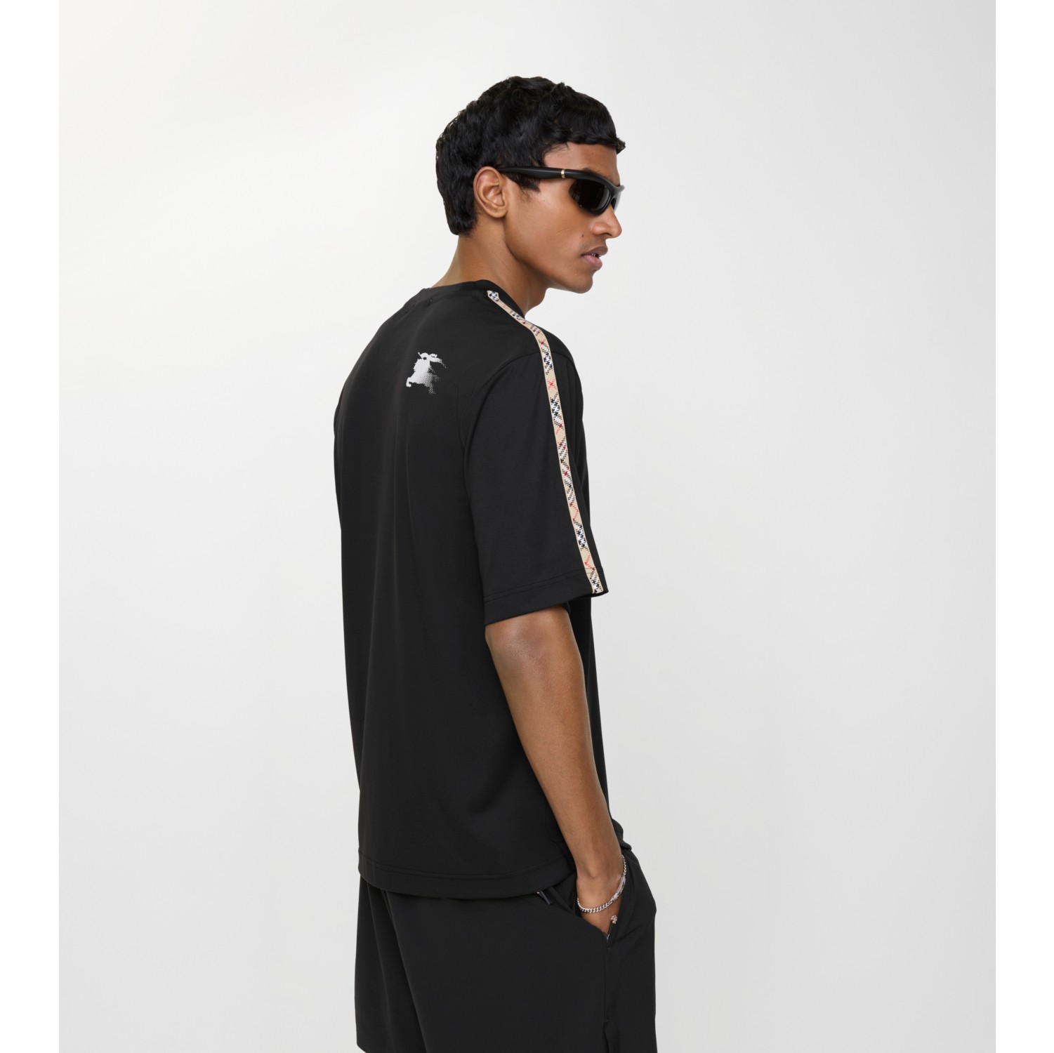 チェックトリム ジャージーTシャツ (ブラック) - メンズ, ナイロン