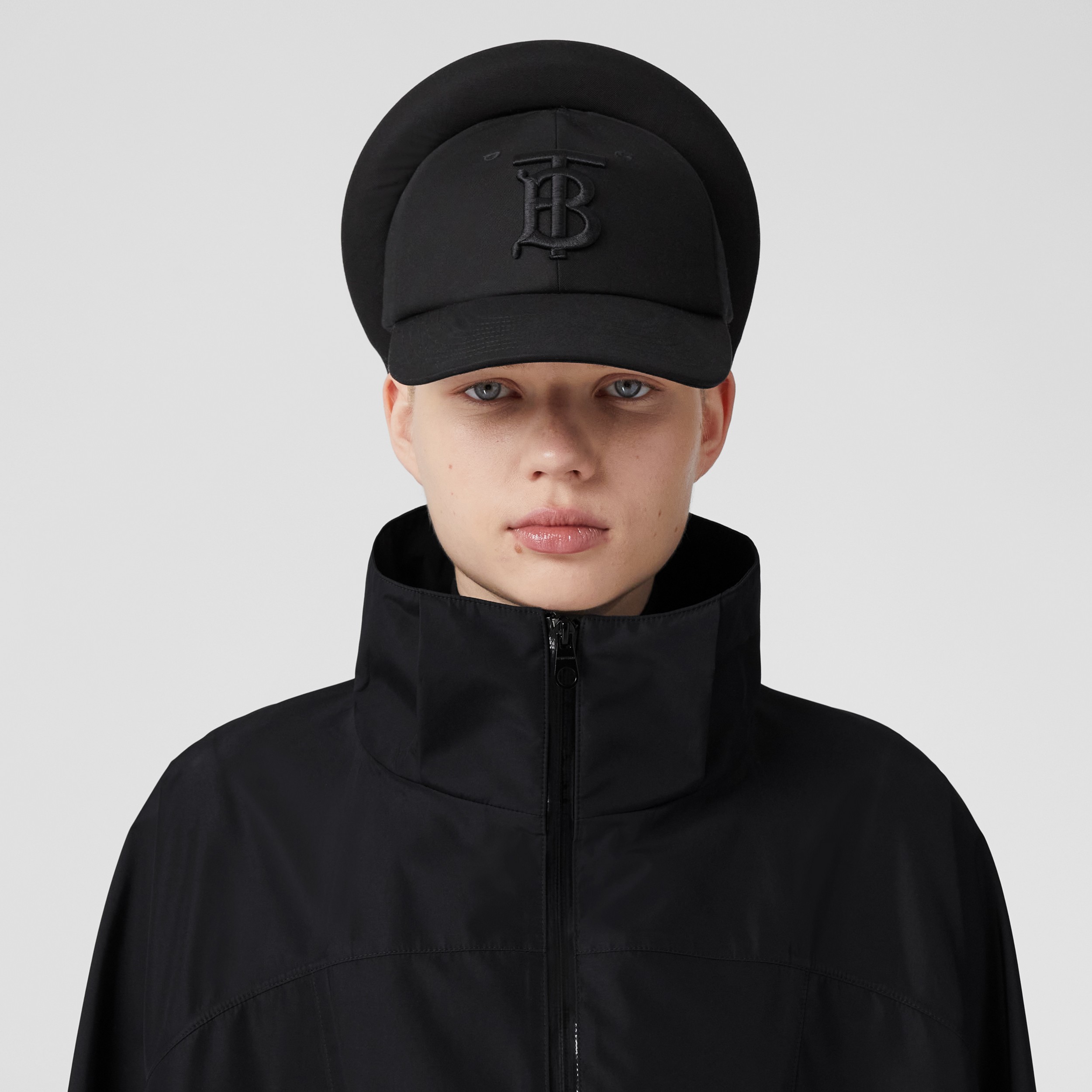 Detachable Hood Logo Print Oversized Parka in Dark Charcoal Blue | Burberry® Official - 2