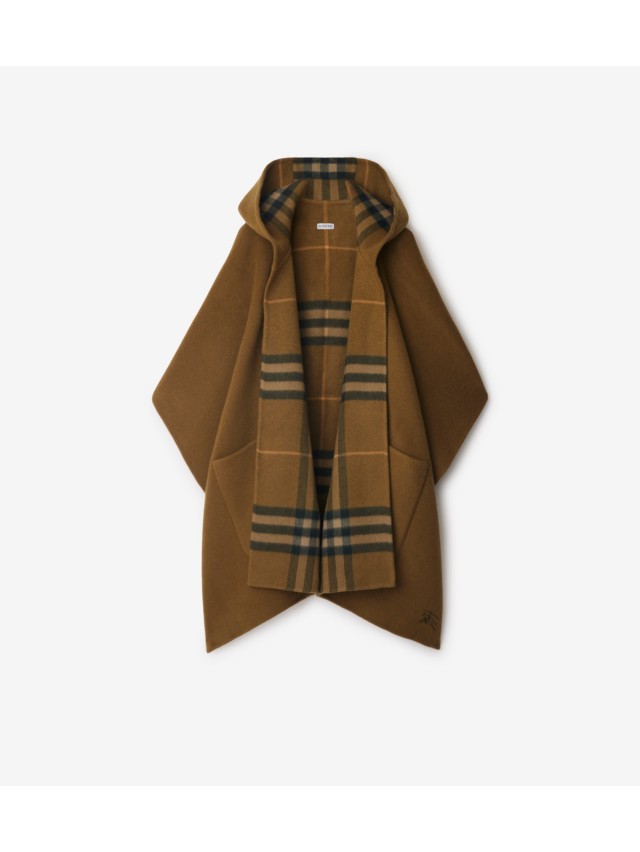 Burberry fashion pride cape