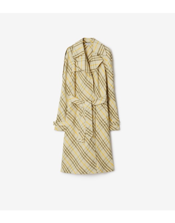 3D3A835E-9950-4AA4-A93D-  