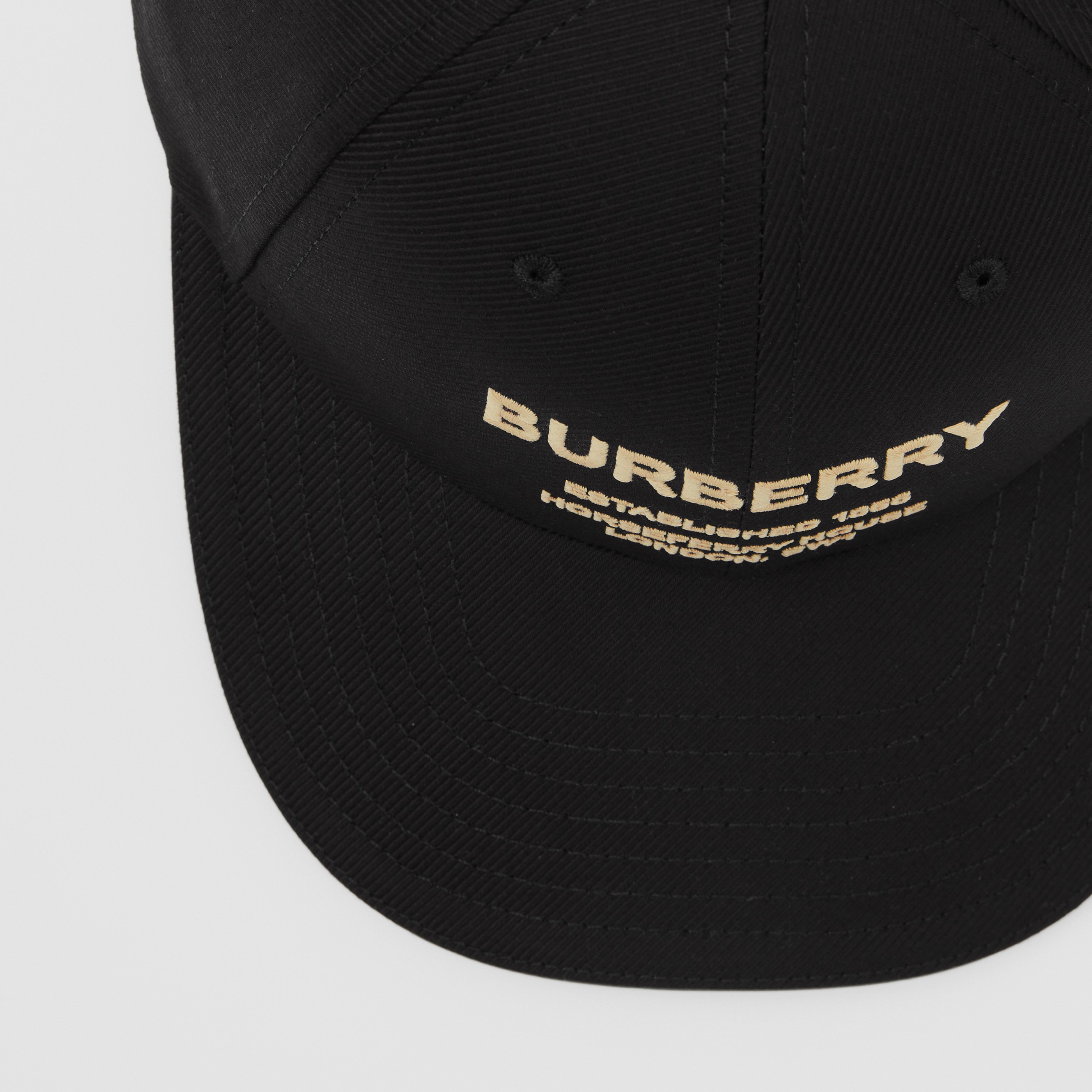ホースフェリーモチーフ コットンツイル ベースボールキャップ (ブラック／ベージュ) | Burberry®公式サイト