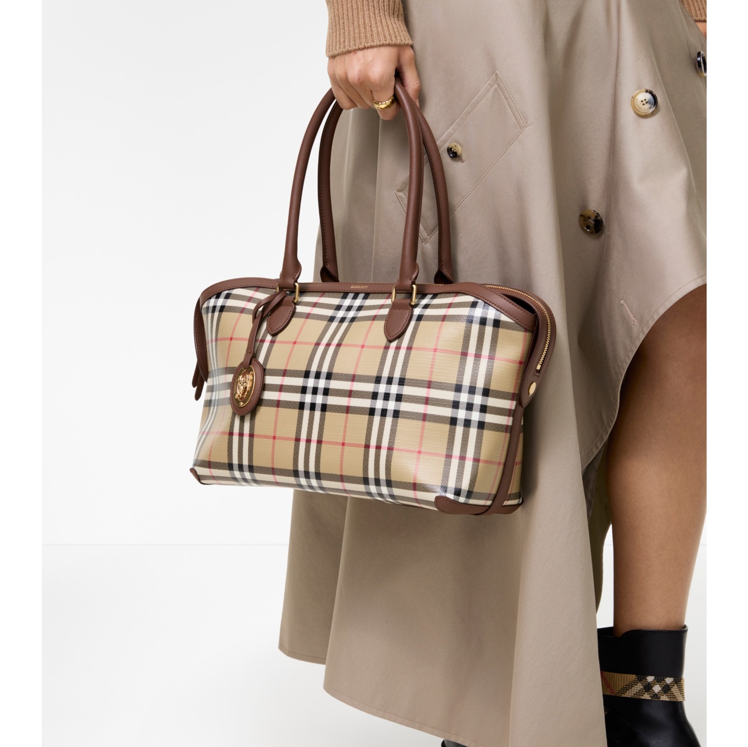 Small Check Zip Tote in Archive beige - Women, Cotton | Burberry