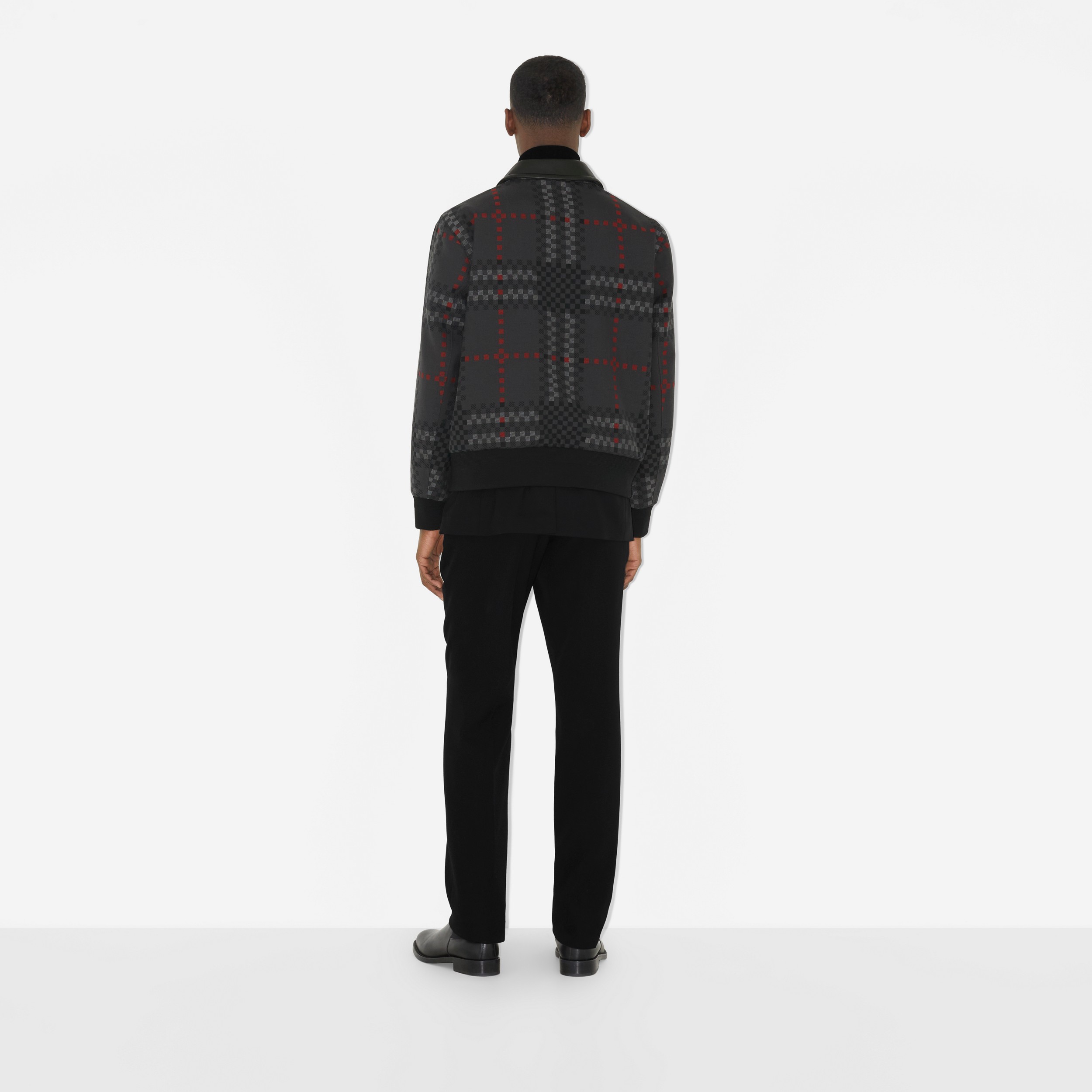 Chaqueta Harrington en mezcla de lana Check pixelado (Gris Trueno Oscuro) - Hombre | Burberry® oficial - 4