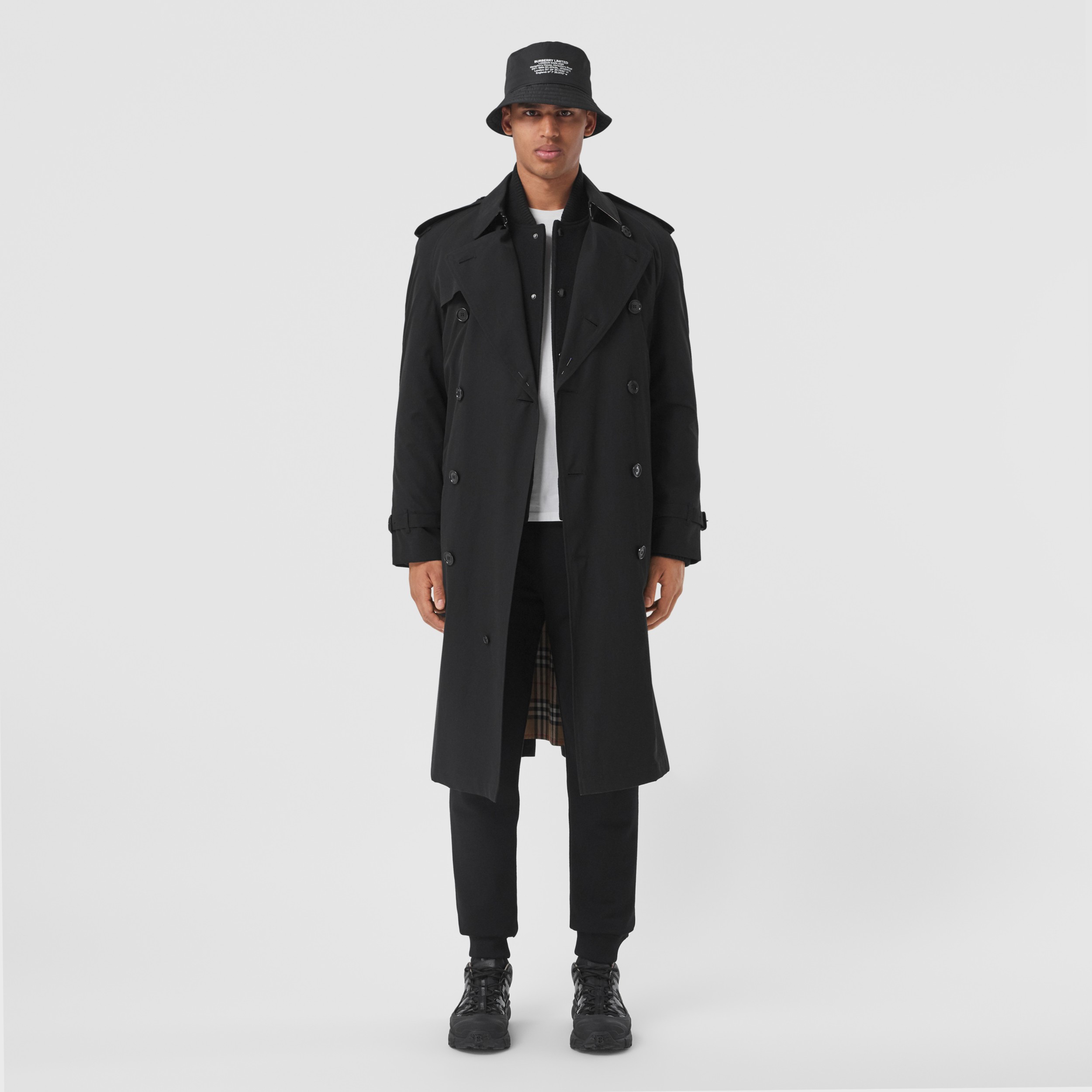 Man In Trench Coat Silhouette – Tradingbasis