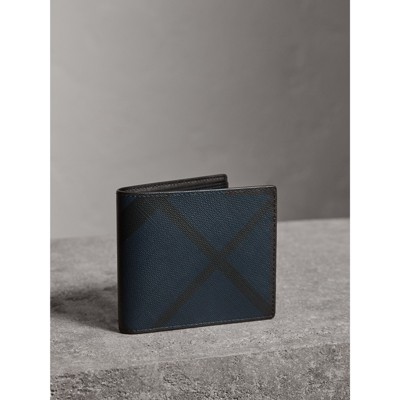 burberry london check id wallet