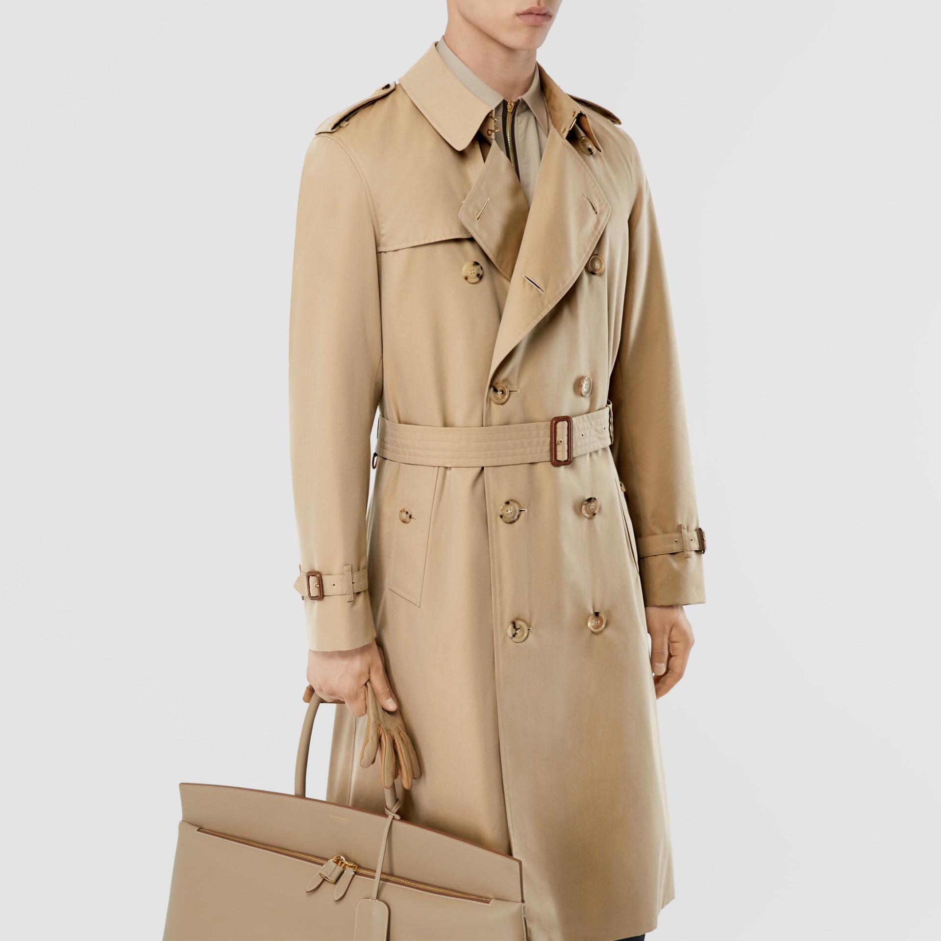 The Long Chelsea Heritage Trench Coat in Honey - Men | Burberry United ...