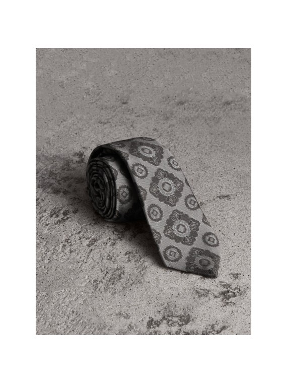 mens burberry bow tie