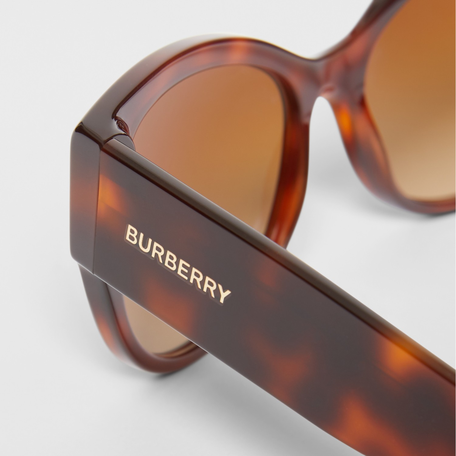 Butterfly Frame Sunglasses in Tortoise Amber - Women | Burberry® Official