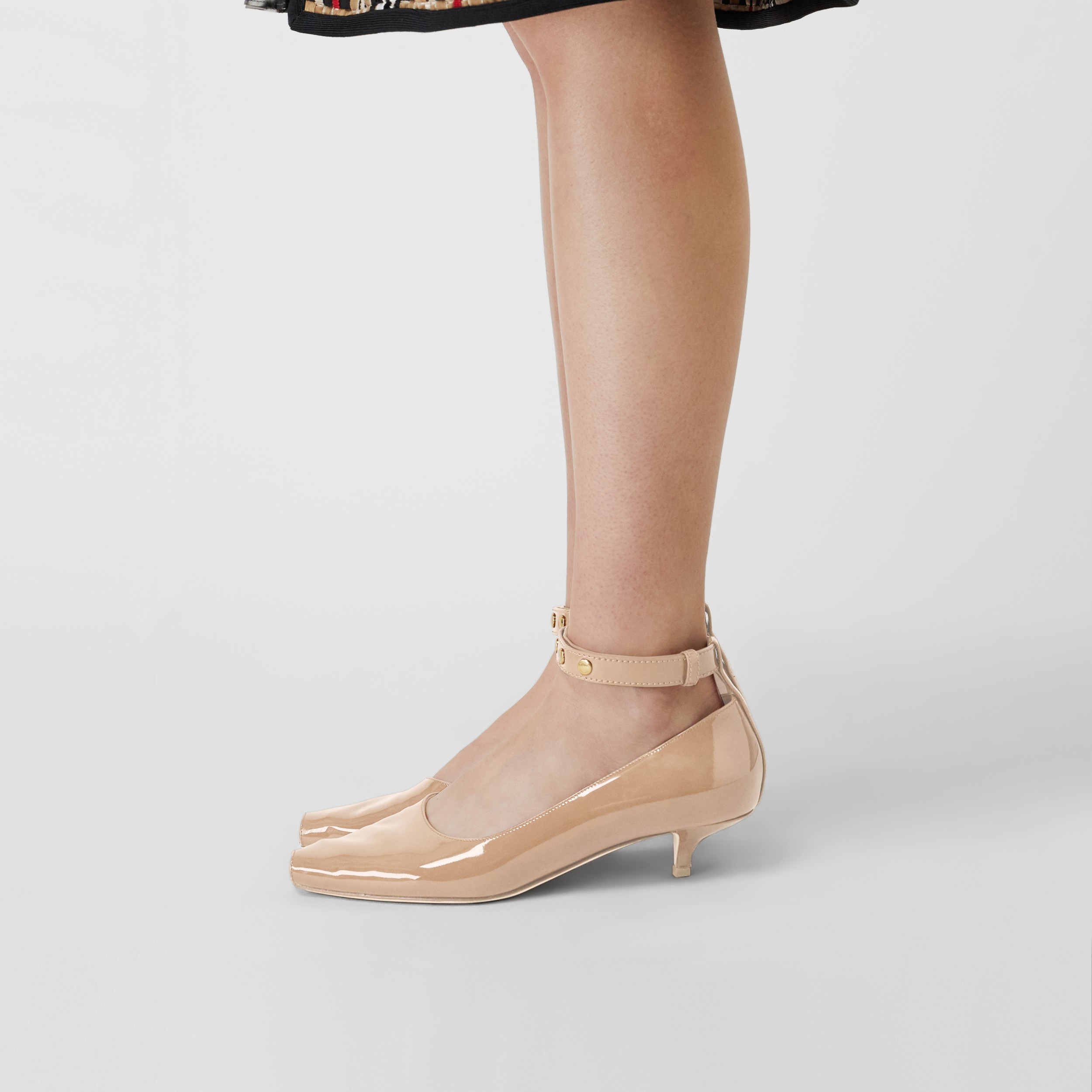 kitten heel pumps canada