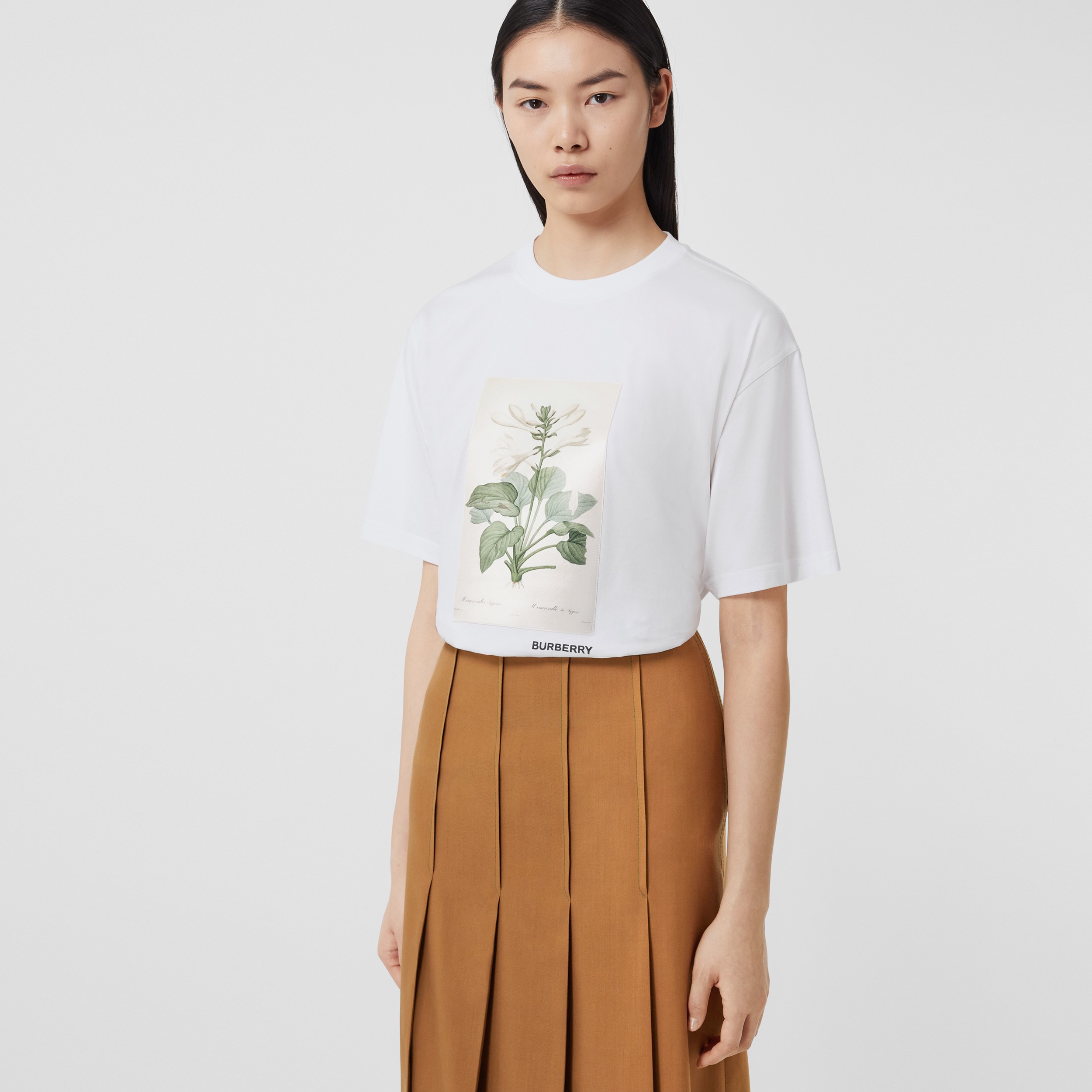 Botanical Sketch Print Cotton Oversized T-shirt in White - Women | Burberry® Official - 1