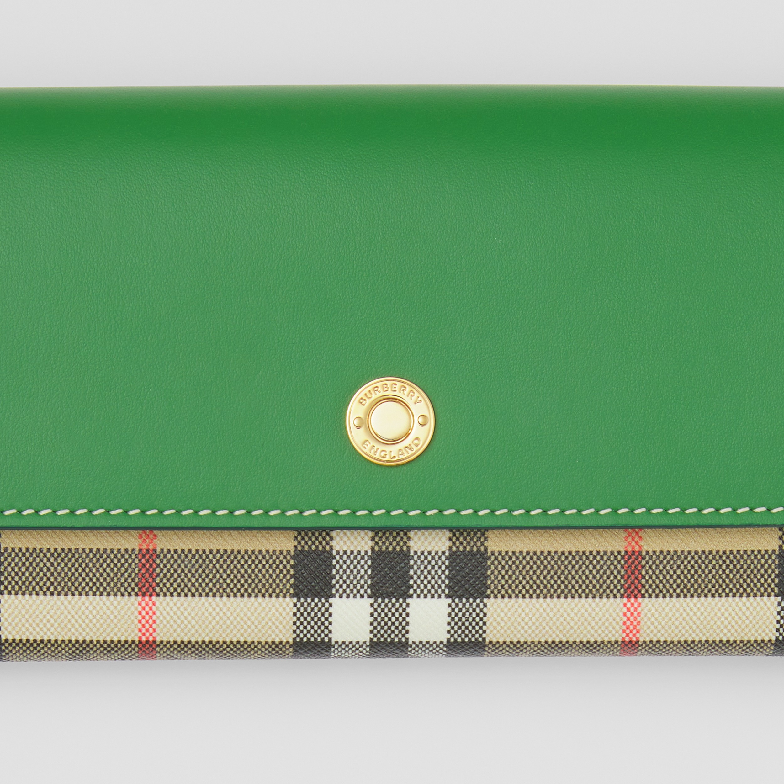 Carteira continental de couro e Vintage Check (Bege Clássico/verde Hera) - Mulheres | Burberry® oficial - 2