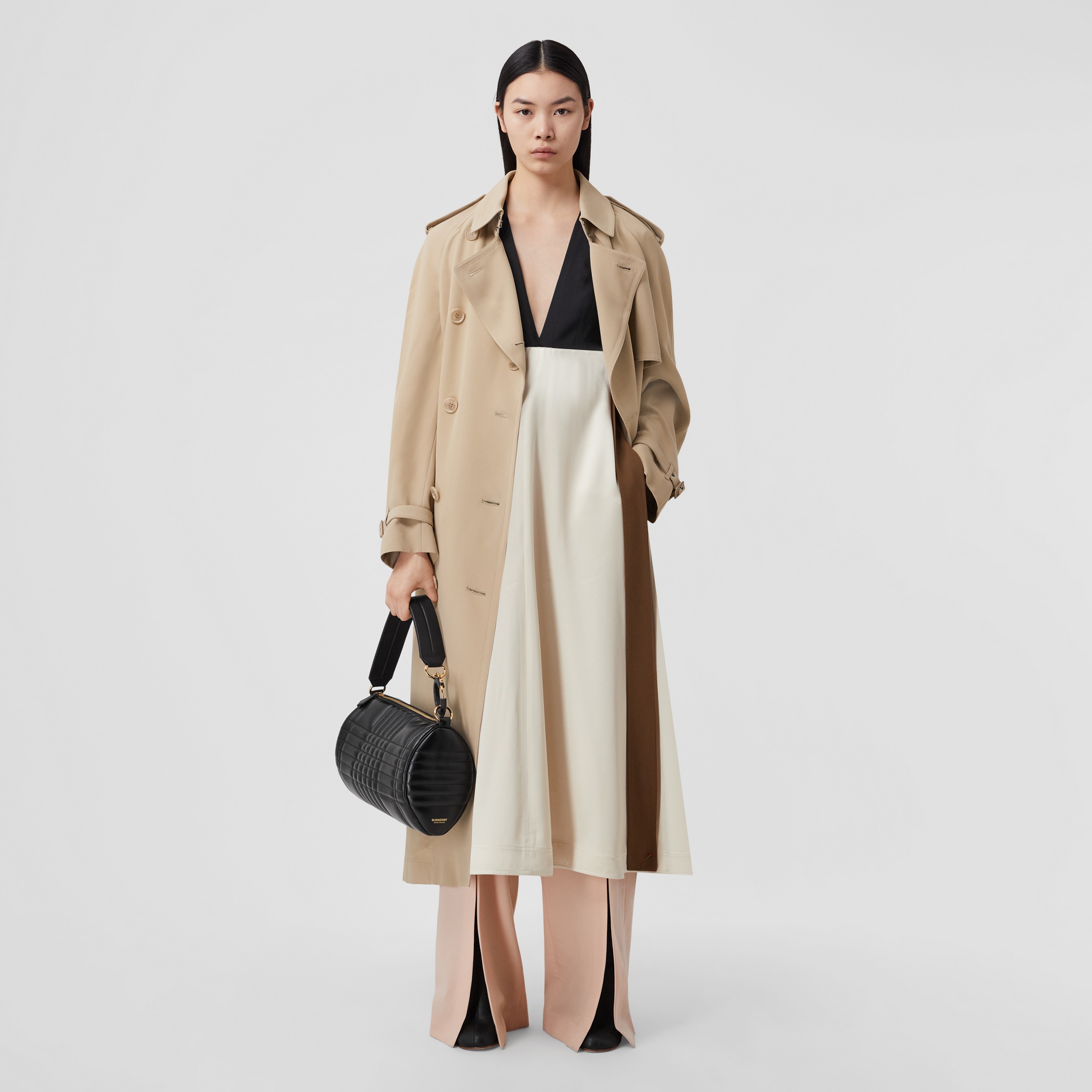 Trench coat en viscosa con forro en seda (Rosa Beige Suave) - Mujer | Burberry® oficial - 1