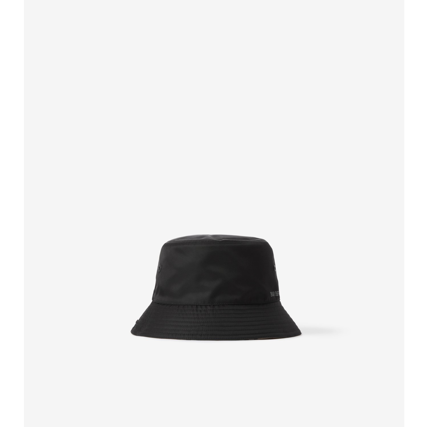 Nylon Reversible Bucket Hat in Black/archive beige | Burberry® Official