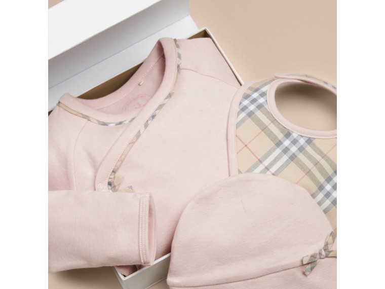 Check Cotton Threepiece Baby Gift Set in Powder Pink Girl Burberry
