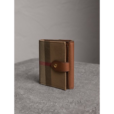burberry house check and leather wallet