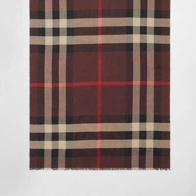 burgundy burberry scarf