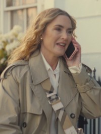 Kate Winslet participando da segunda fase da campanha "It's Always Burberry Weather"