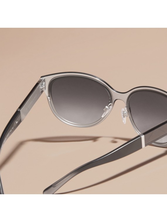 Check Detail Round Cateye Sunglasses Black Burberry