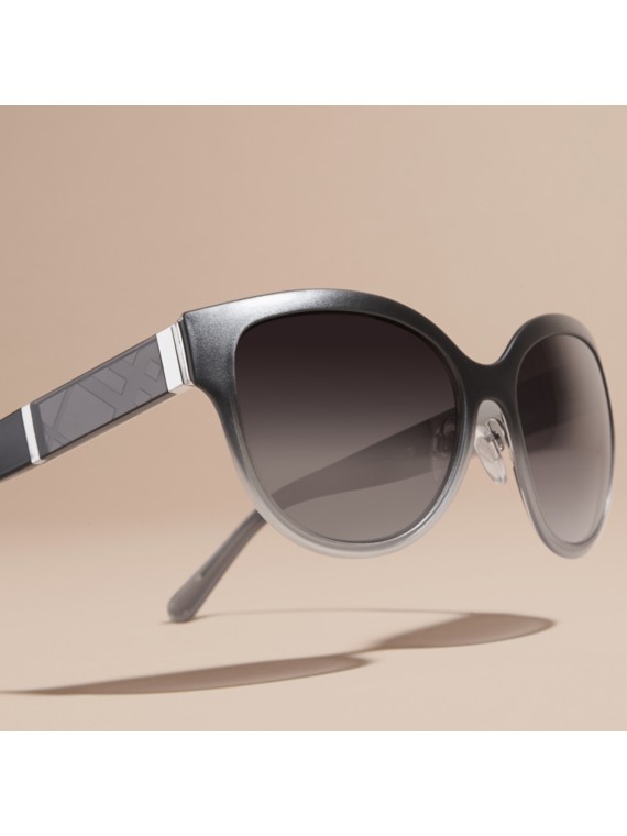 Check Detail Round Cateye Sunglasses Black Burberry