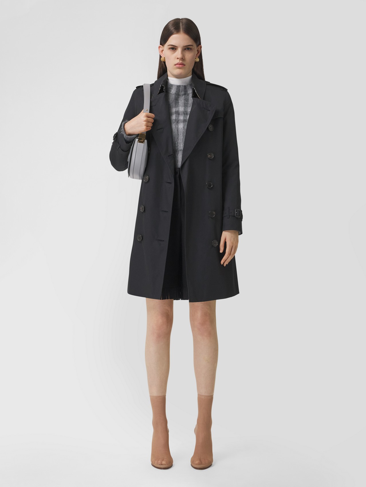 The Mid-length Kensington Heritage Trench Coat in Midnight