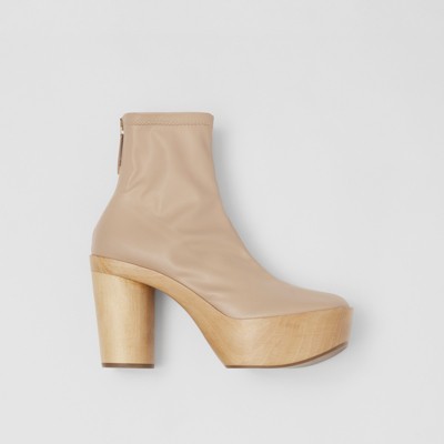 Botines en piel de ovino con plataforma de madera (Beige Frío) - Mujer |  Burberry® oficial