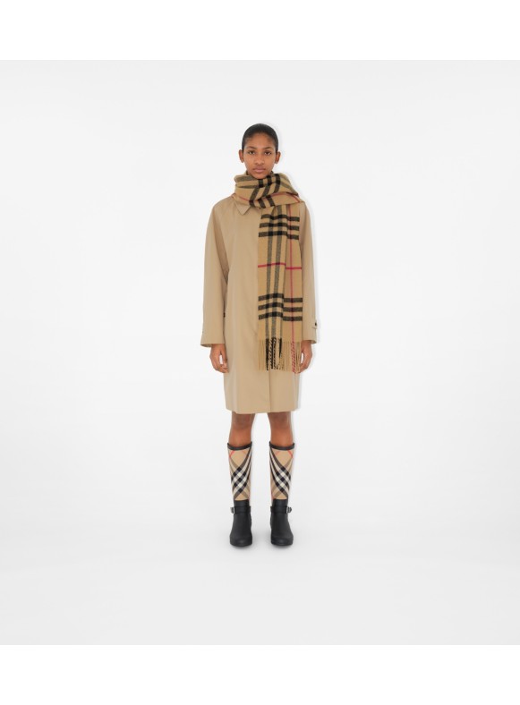 Burberry scarf hot sale small