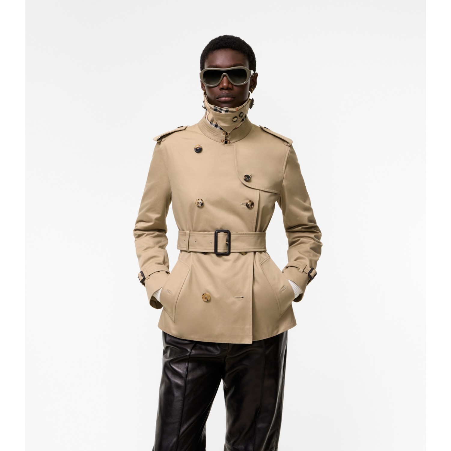 Garbardine Lakefield Trench Jacket in Honey beige - Women, Cotton