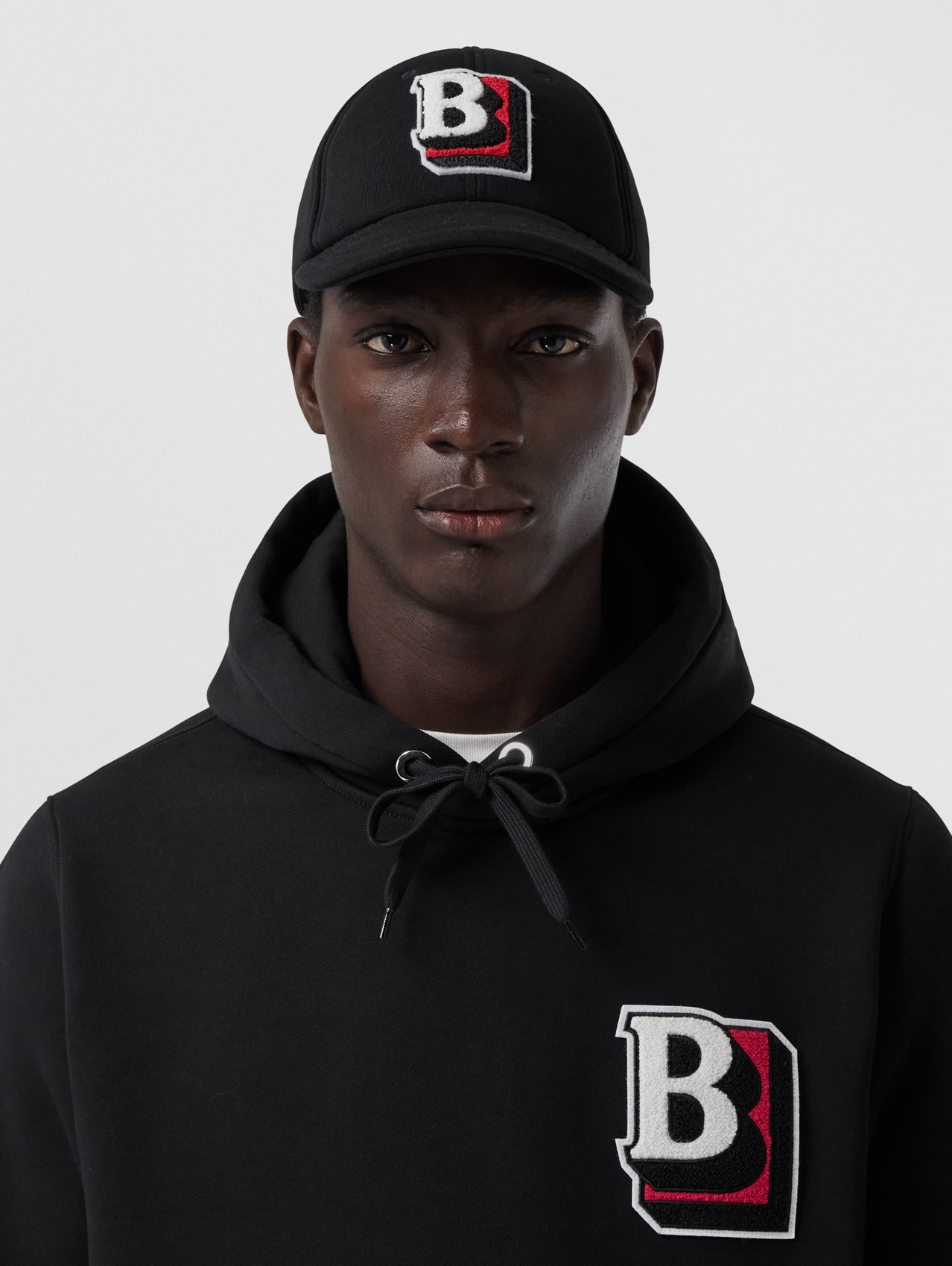 Letter Graphic Cotton Baseball Cap in Black/red