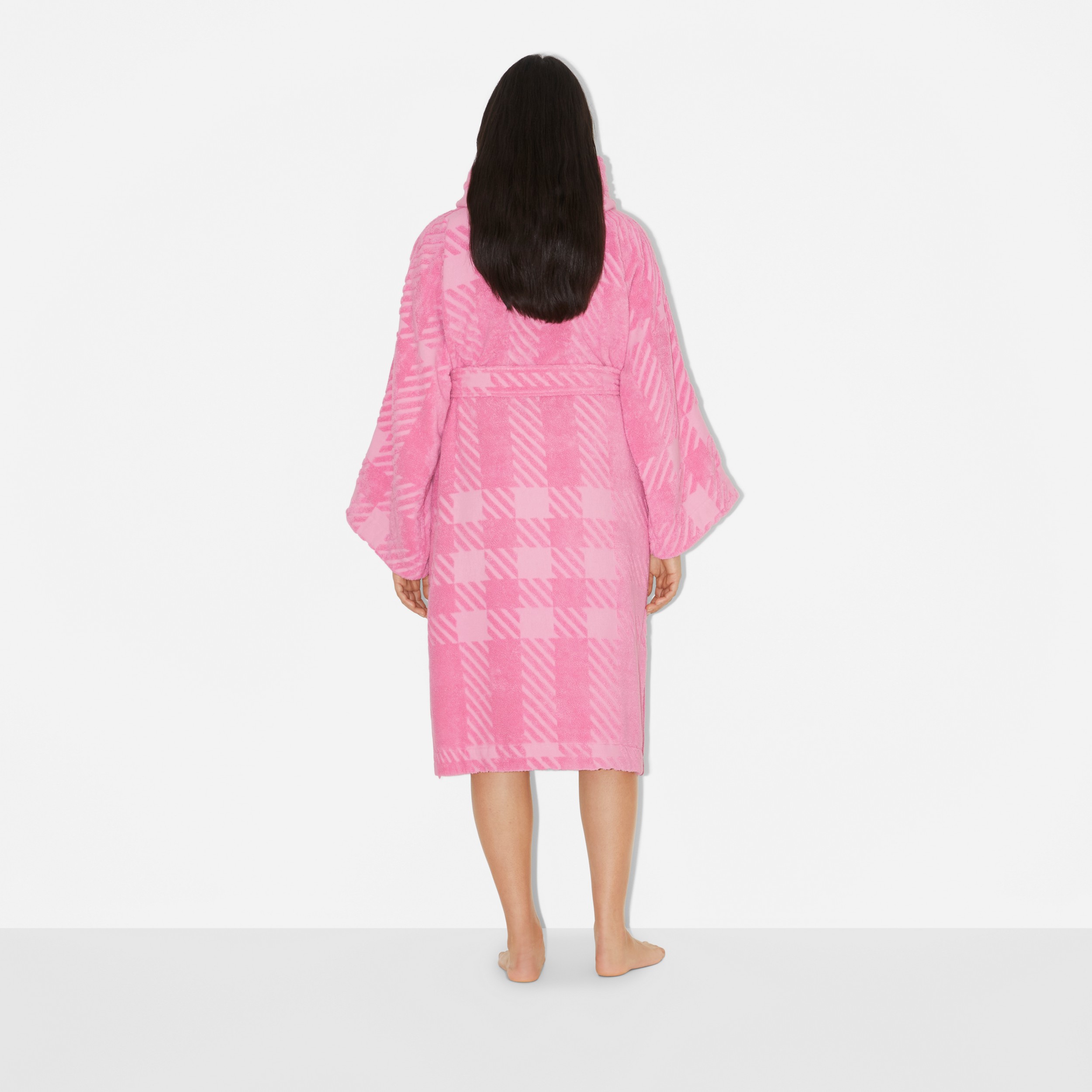 Robe com capuz de algodão Check em jacquard (Rosa Chiclete) | Burberry® oficial - 4