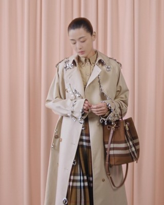 バーバリー アンバサダー、チョン・ジヒョンの紹介 | Burberry® 公式サイト