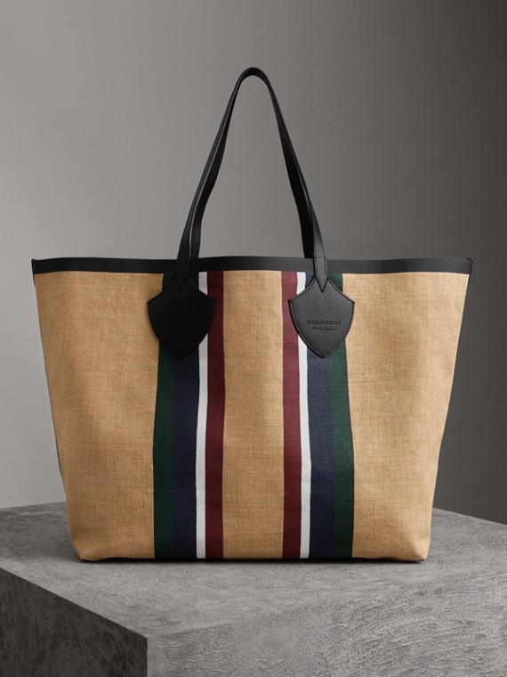 Women S Bags Burberry The Giant Tote In Striped Jute Black