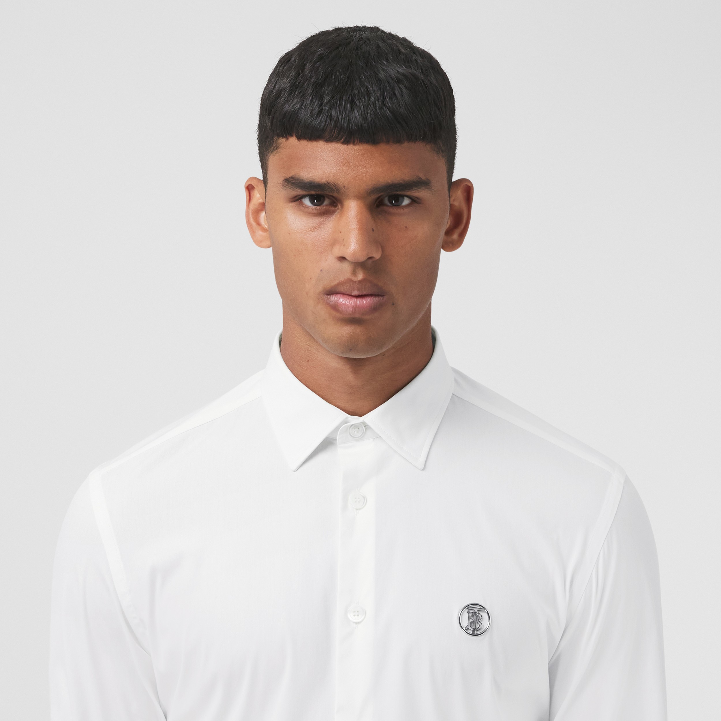 Camisa de algodão tecnológico com monograma (Branco) - Homens | Burberry® oficial - 2