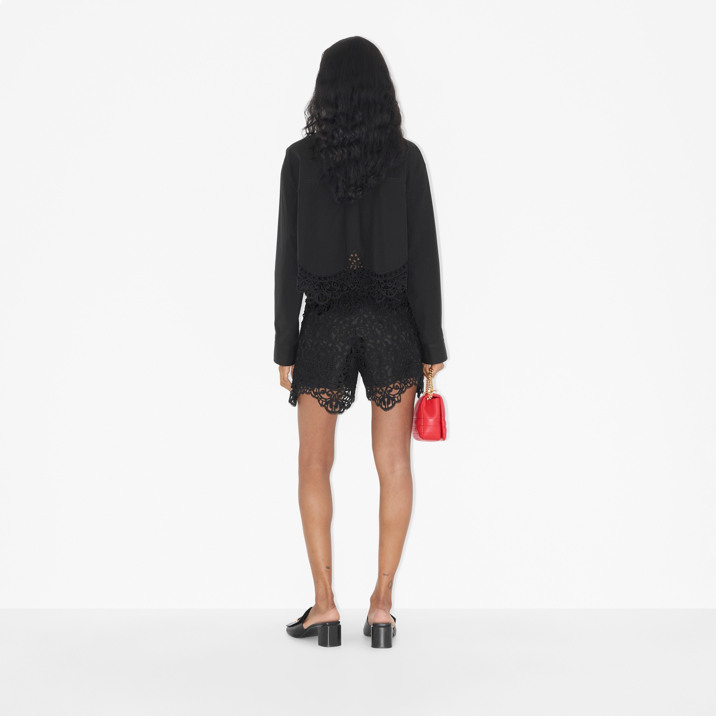 Short de renda macramê (Preto) - Mulheres | Burberry® oficial - 4