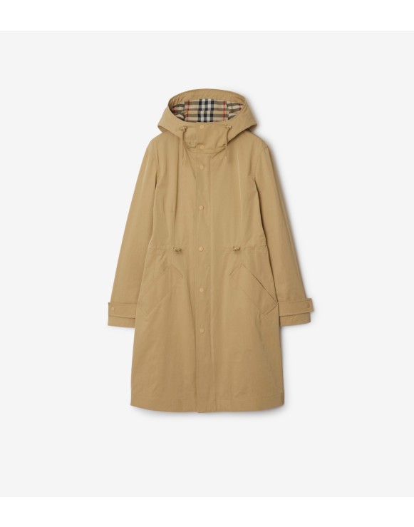 Burberry raincoat uk best sale